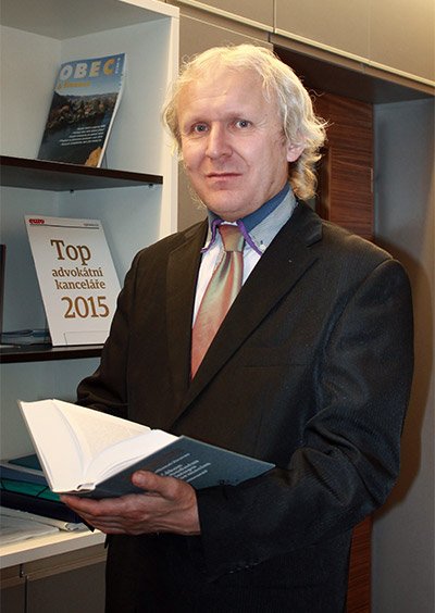 doc. JUDr. Ing. Radek Jurčík, Ph.D. - expert na veřejné zakázky doc. JUDr. Ing. Radek Jurčík, Ph.D. - expert na veřejné zakázky